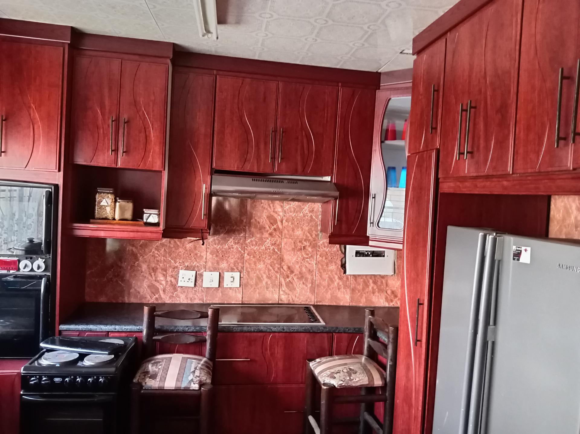 Kitchen of property in Bethal