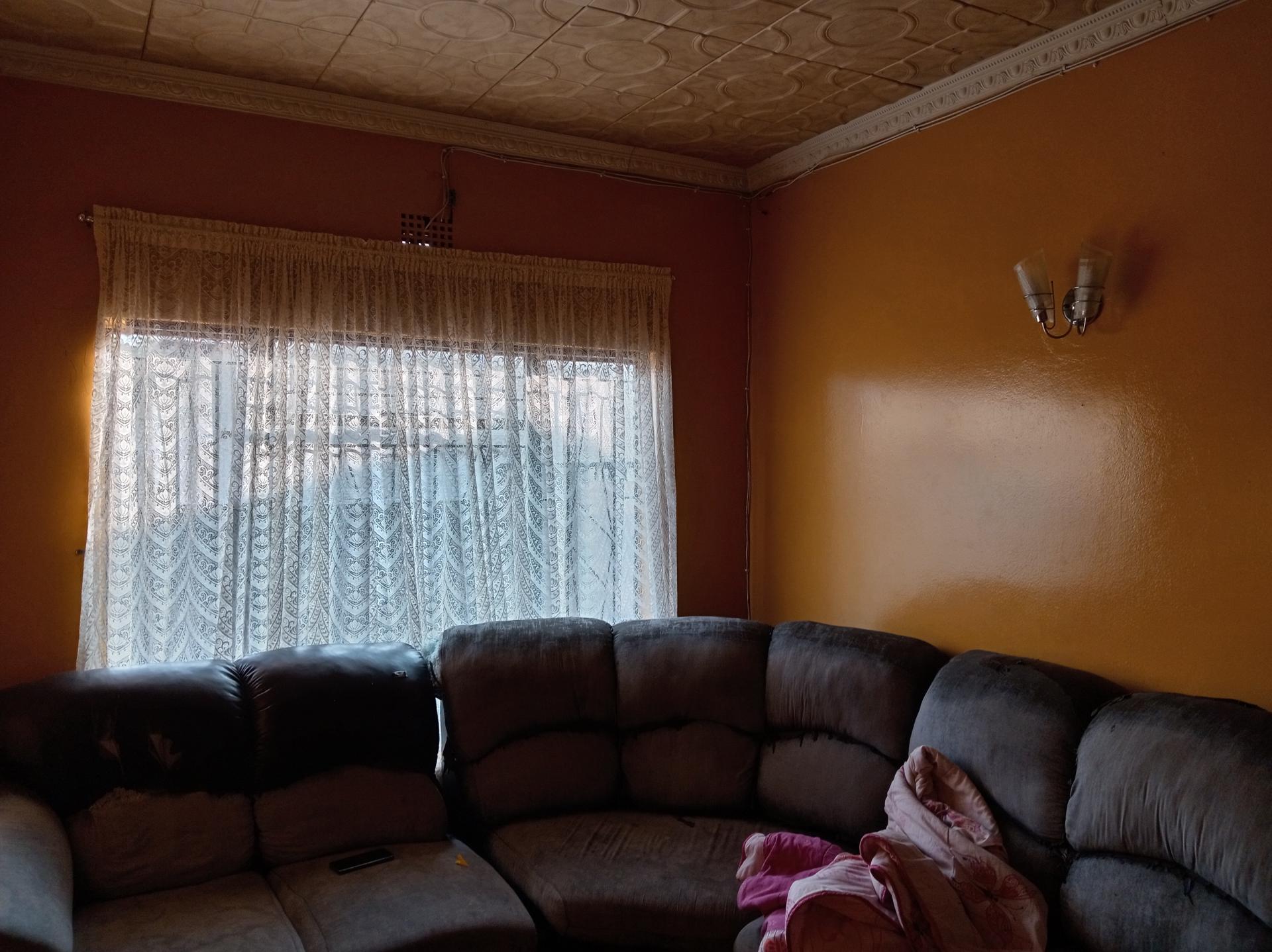 Lounges of property in Bethal