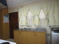 Kitchen - 25 square meters of property in Lenasia South