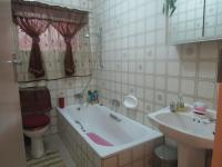 Bathroom 2 - 6 square meters of property in Lenasia South