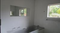 Bathroom 1 - 9 square meters of property in Reyno Ridge