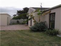 3 Bedroom 1 Bathroom House for sale in Table View