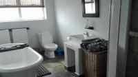 Bathroom 1 of property in Struis Bay