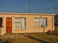 Front View of property in Bloubosrand