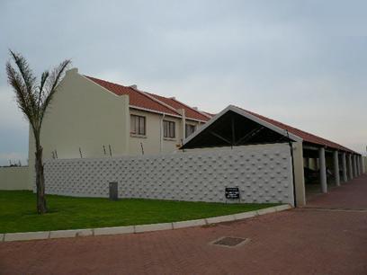 3 Bedroom Duplex for Sale For Sale in Bronkhorstspruit - Private Sale - MR25422