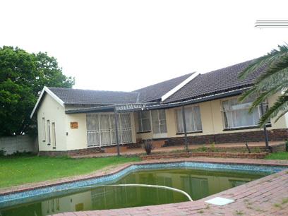 Standard Bank Repossessed 4 Bedroom House for Sale in Kempto