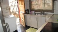 Kitchen - 10 square meters of property in Tsakane