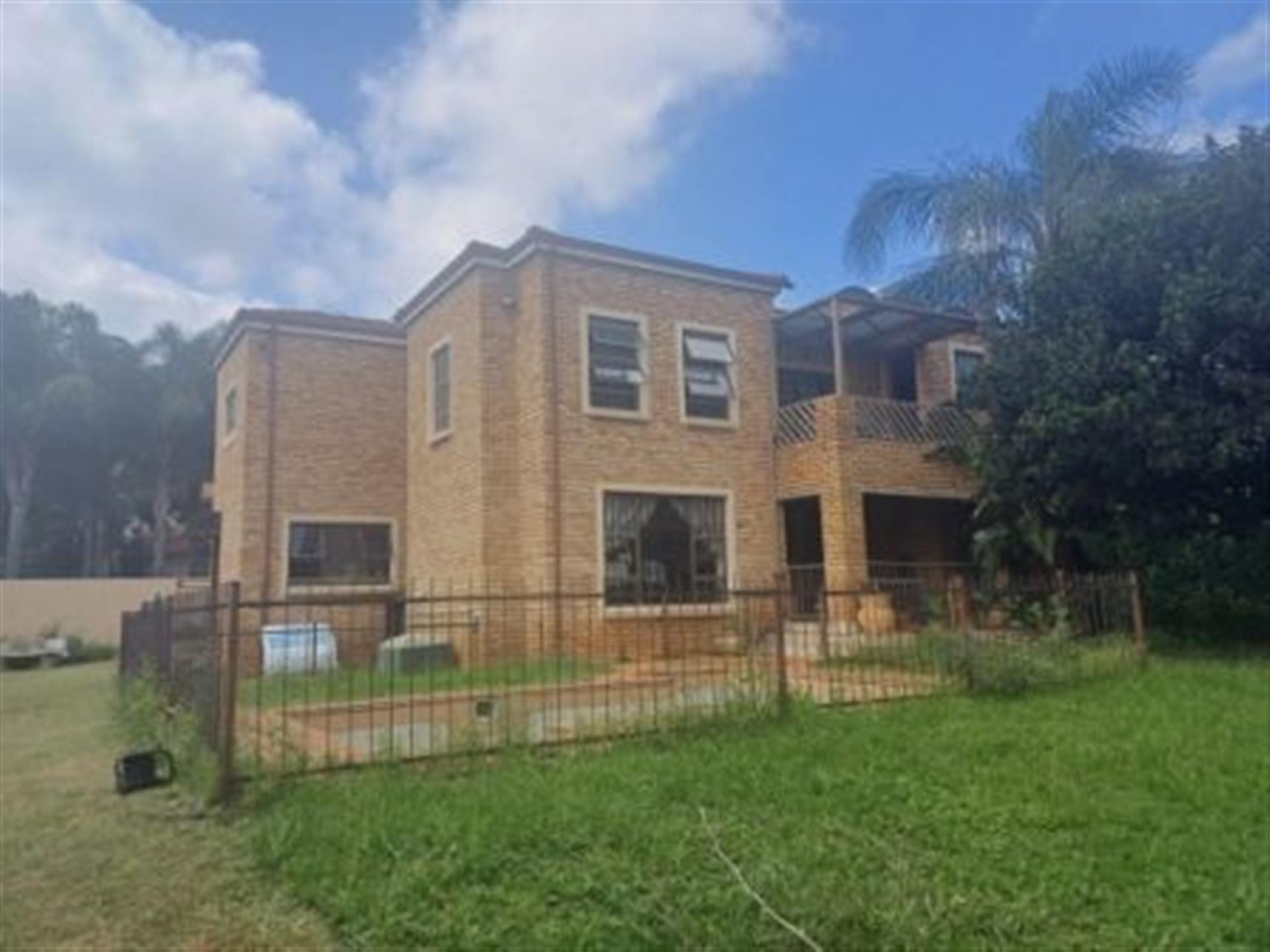 Front View of property in Ruimsig