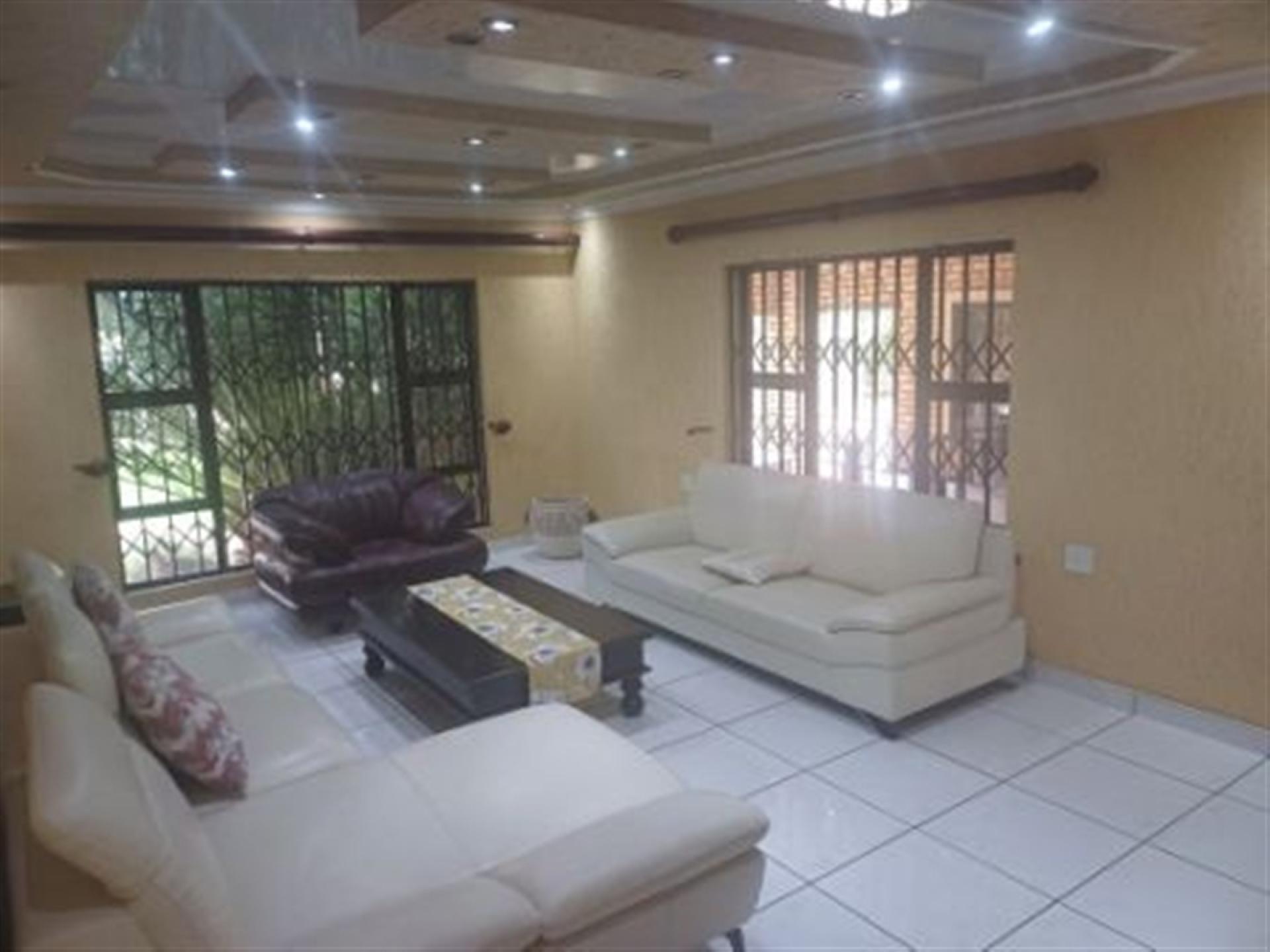 Lounges of property in Ruimsig
