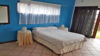 Bed Room 1 - 23 square meters of property in Uvongo