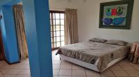 Main Bedroom - 21 square meters of property in Uvongo