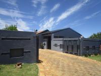 4 Bedroom 1 Bathroom House for Sale for sale in Lenasia South