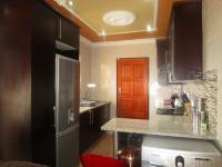 Kitchen - 8 square meters of property in Cosmo City