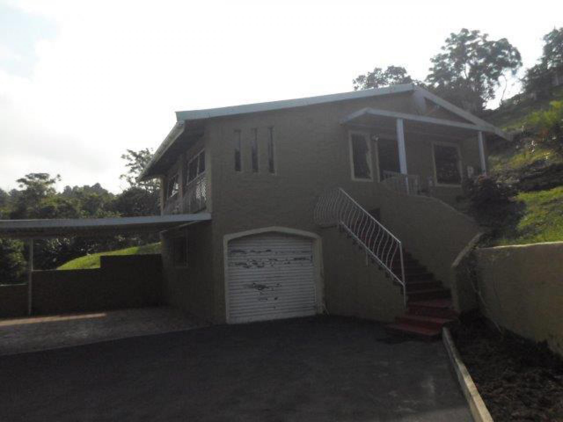 Front View of property in Berkshire Downs