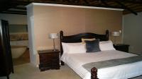 Main Bedroom - 66 square meters of property in Hilton