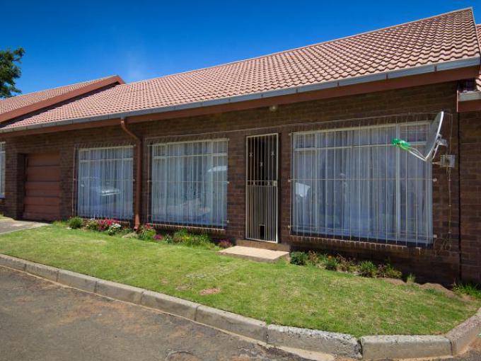 Standard Bank EasySell 2 Bedroom Sectional Title for Sale in