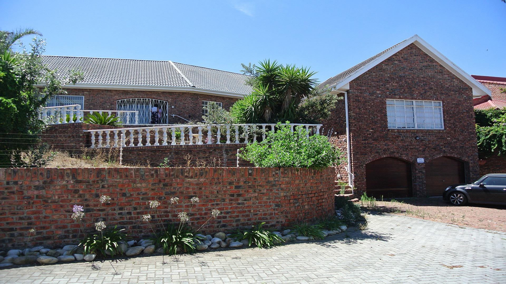 Front View of property in Amsterdamhoek