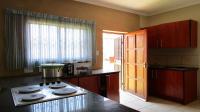 Kitchen - 9 square meters of property in Emalahleni (Witbank) 