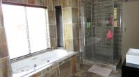 Main Bathroom - 12 square meters of property in Randhart