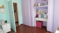 Bed Room 1 - 16 square meters of property in Randhart