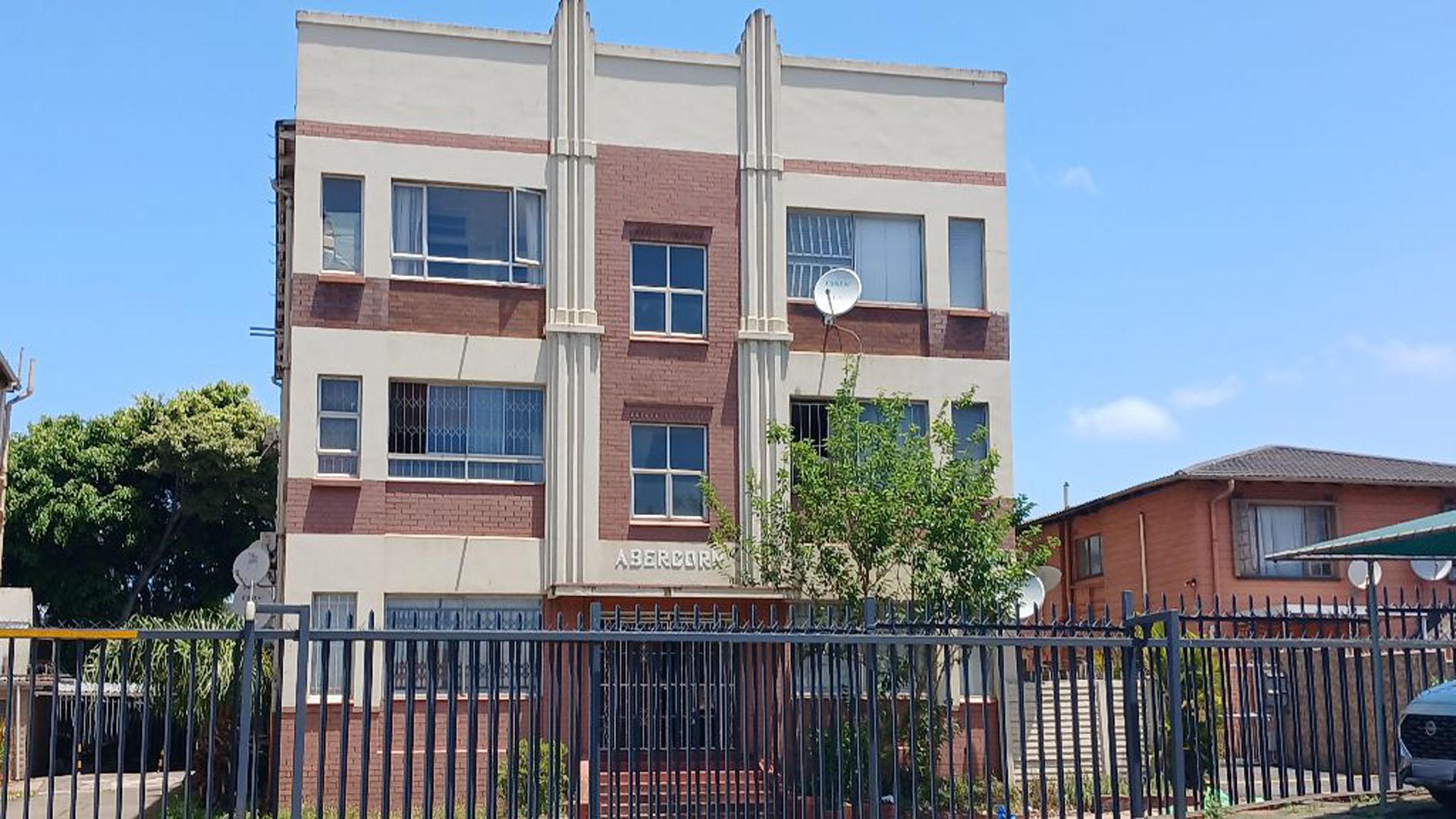 Front View of property in Glenwood - DBN