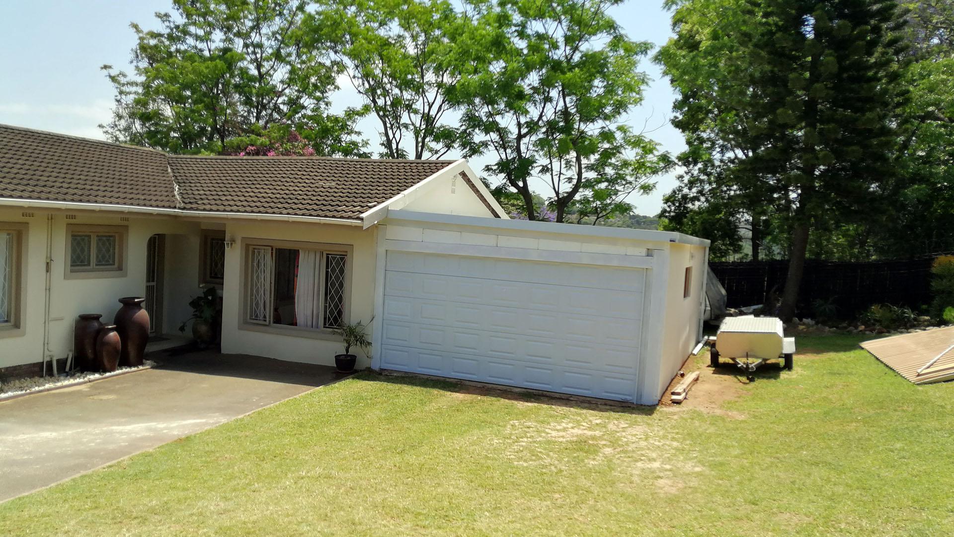 Front View of property in Waterfall