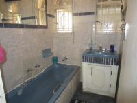 Bathroom 1 - 4 square meters of property in Lenasia South