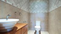 Guest Toilet - 4 square meters of property in Willow Acres Estate