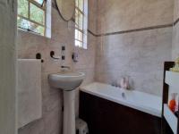 Bathroom 1 - 6 square meters of property in Homelands AH