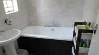 Bathroom 1 - 6 square meters of property in Homelands AH