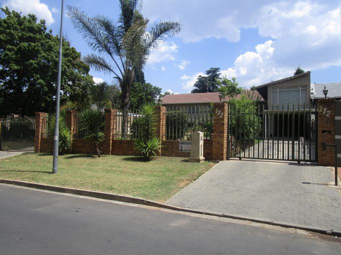 4 Bedroom House for Sale For Sale in Mondeor - Private Sale - MR259704