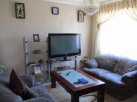 Lounges of property in Umlazi