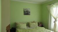 Main Bedroom - 15 square meters of property in Parkrand