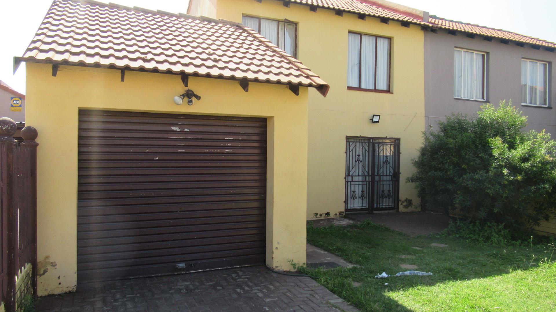 Front View of property in Vanderbijlpark