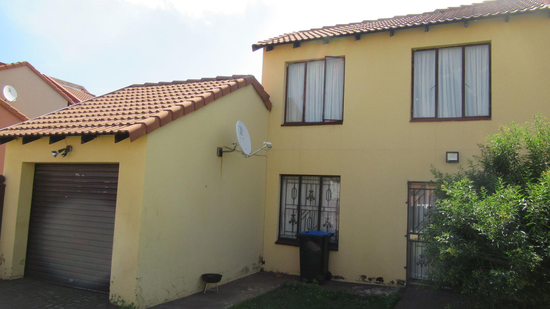 Front View of property in Vanderbijlpark