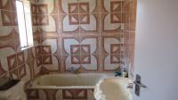 Bathroom 1 - 5 square meters of property in Vanderbijlpark