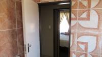 Bathroom 1 - 5 square meters of property in Vanderbijlpark