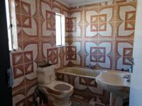 Bathroom 1 - 5 square meters of property in Vanderbijlpark