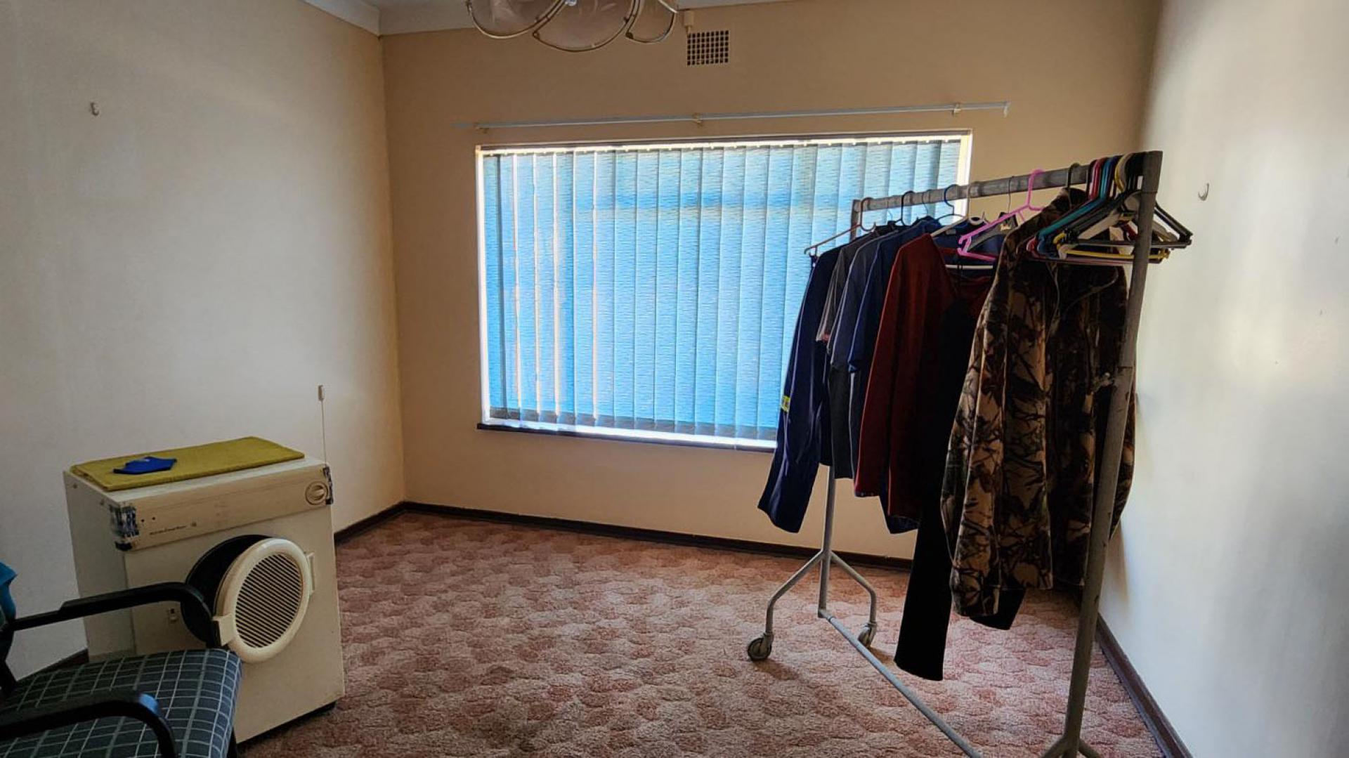 Bed Room 2 of property in Stilfontein