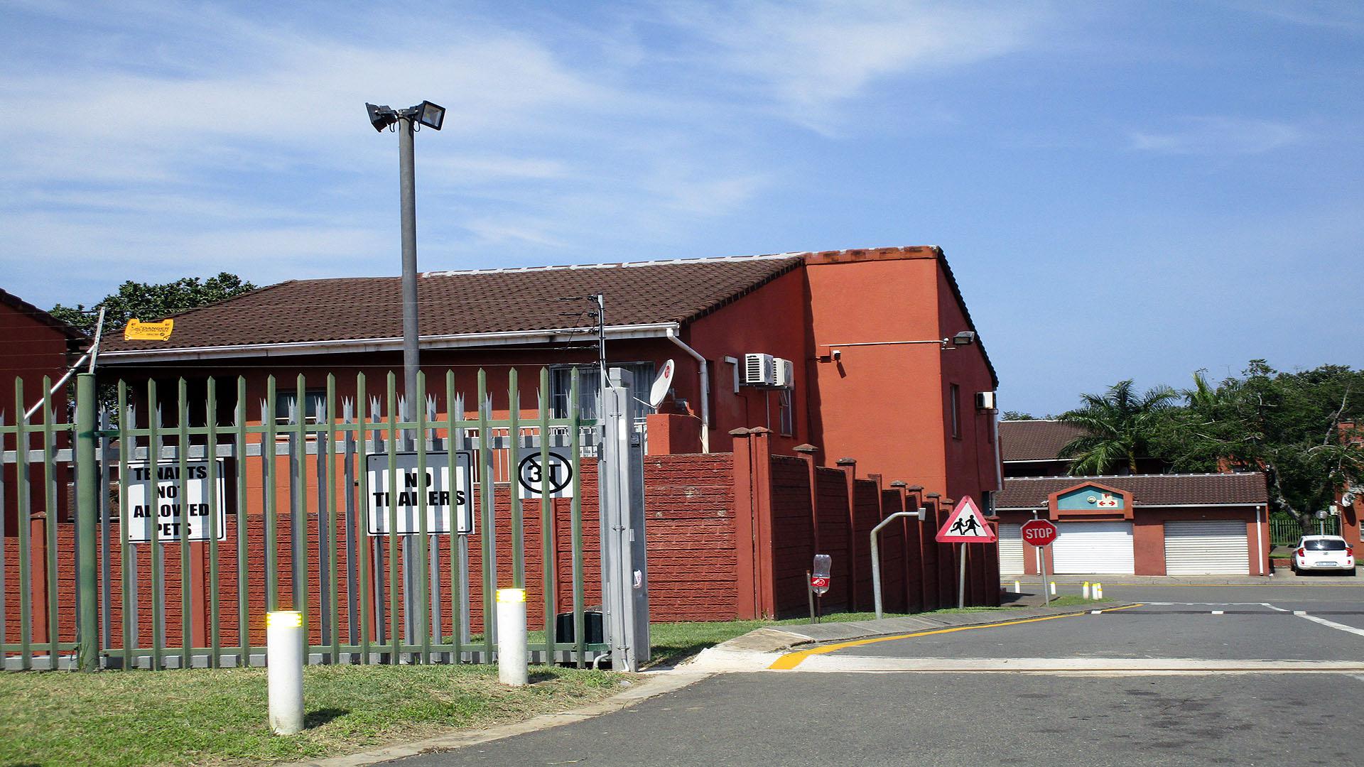 Front View of property in Arboretum