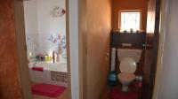 Bathroom 2 of property in Eloff