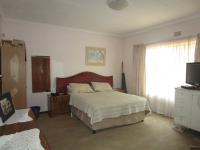 Main Bedroom - 18 square meters of property in Westonaria