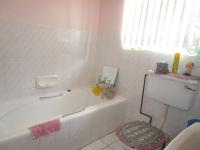 Main Bathroom - 5 square meters of property in Westonaria