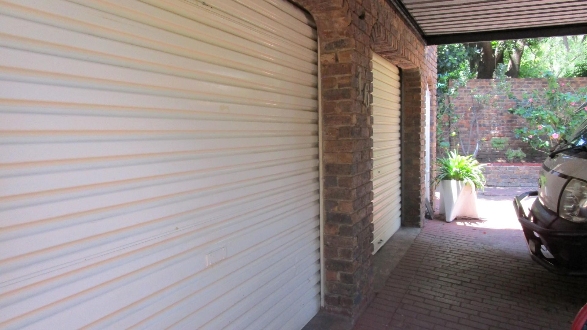 Front View of property in Edleen