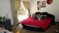 Main Bedroom - 23 square meters of property in Edleen