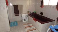 Main Bathroom - 8 square meters of property in Edleen