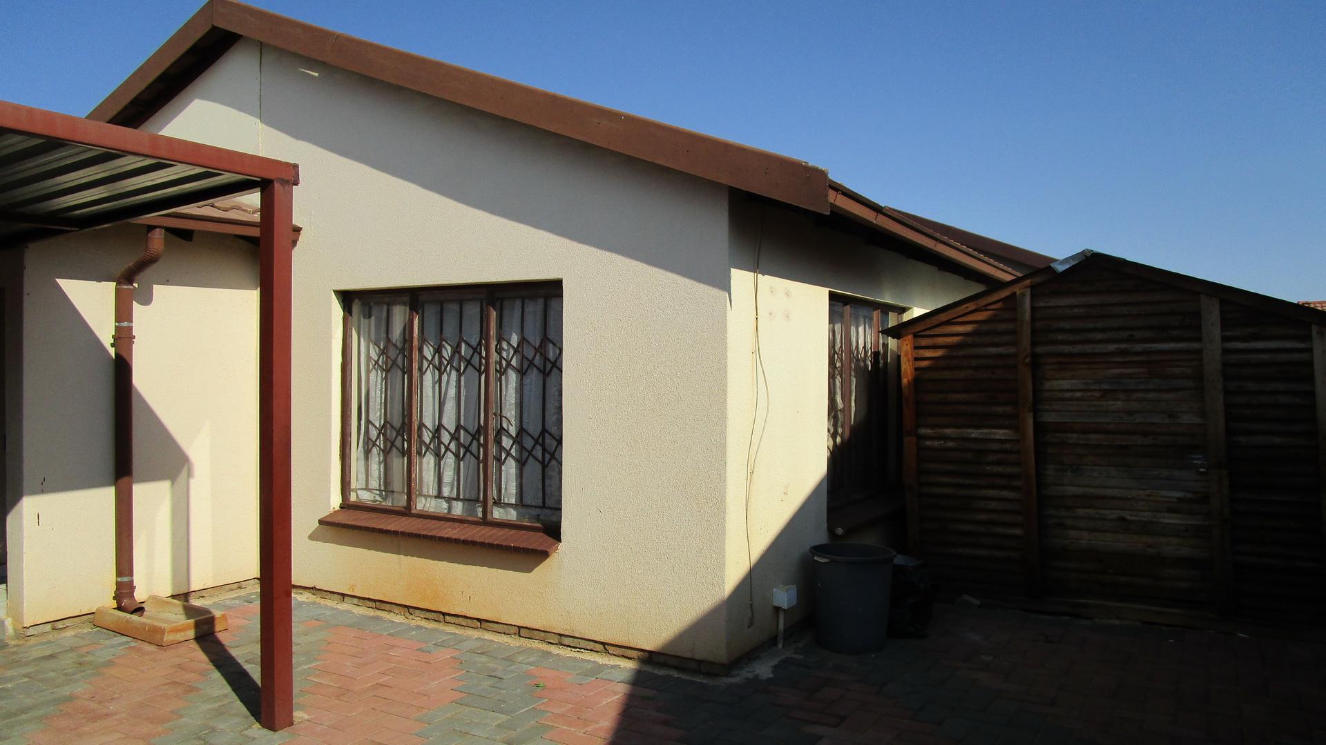 Front View of property in Soshanguve East