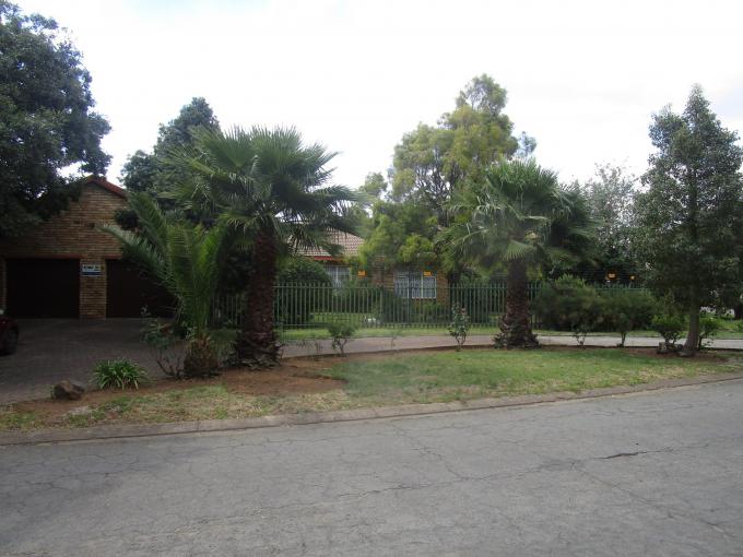 4 Bedroom House for Sale For Sale in Vanderbijlpark - Home Sell - MR262108