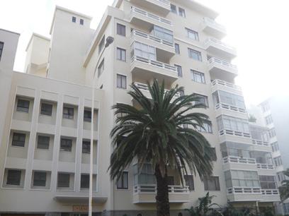 1 Bedroom Apartment for Sale For Sale in Sea Point - Private Sale - MR26234
