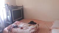 Bed Room 1 - 7 square meters of property in Jabulani